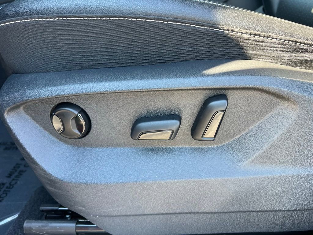 Used 2023 Volkswagen Atlas SE AWD/4WD image 12