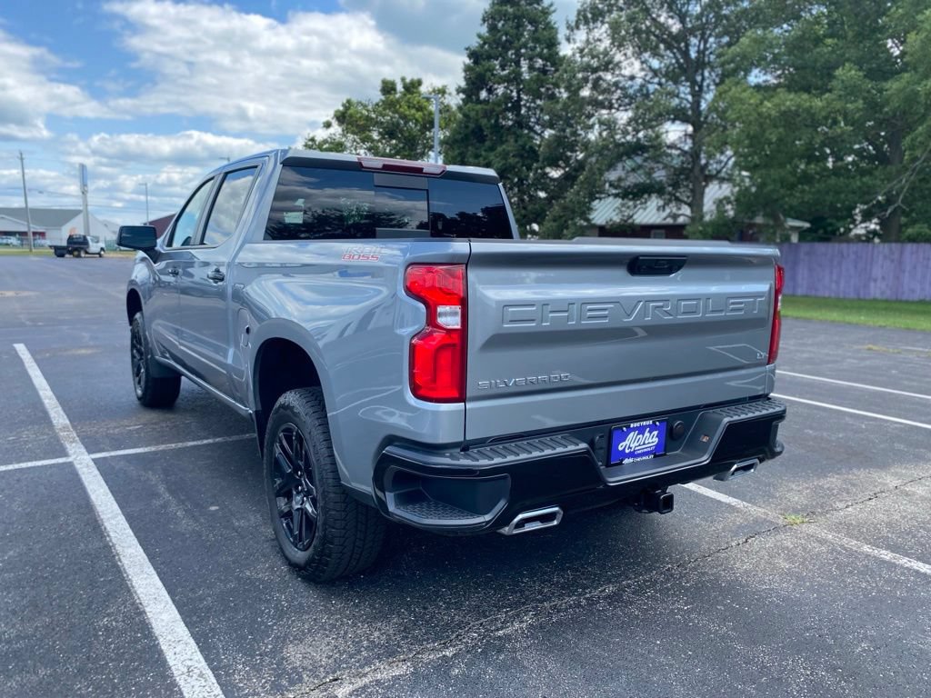 Used 2026 Chevrolet Silverado 1500 LT Trail Boss w/ Convenience Package II AWD/4WD image 5