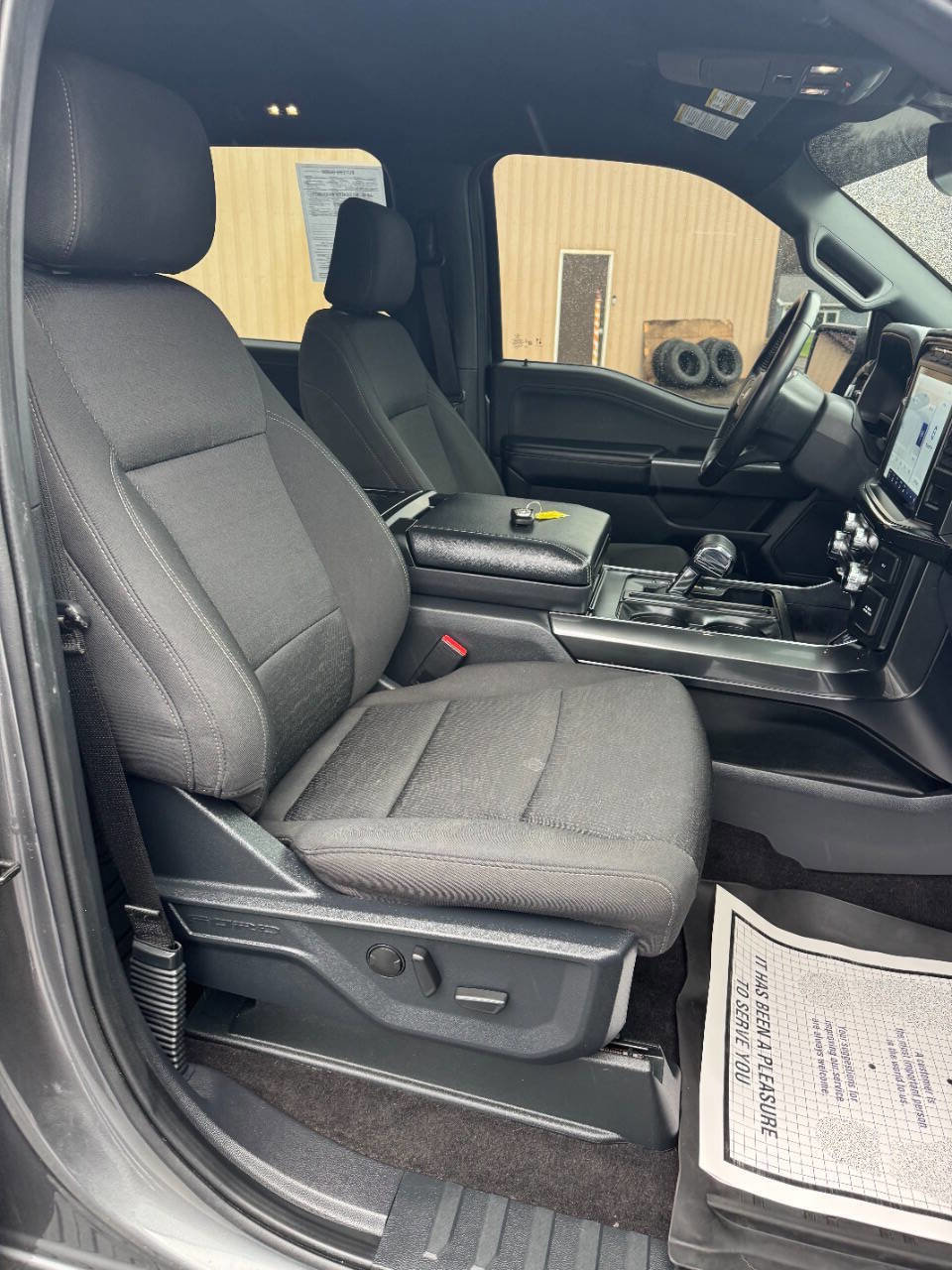 Used 2022 Ford F150 XLT w/ Equipment Group 302A High image 17
