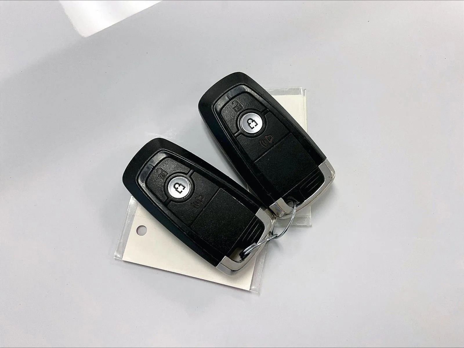 Used 2020 Ford Escape SE image 10