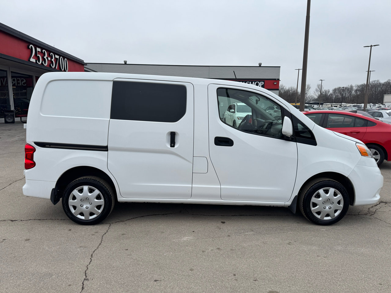 Used 2020 Nissan NV200 SV w/ Sliding Glass Door Package image 2