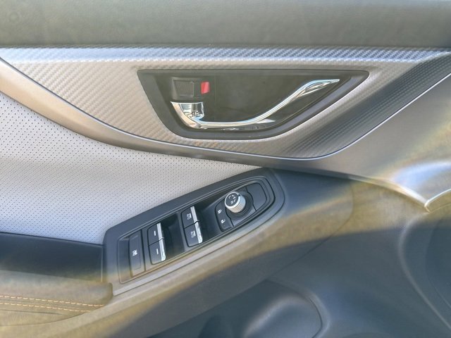 Used 2022 Subaru Crosstrek 2.5i Limited w/ Popular Package #4 image 9