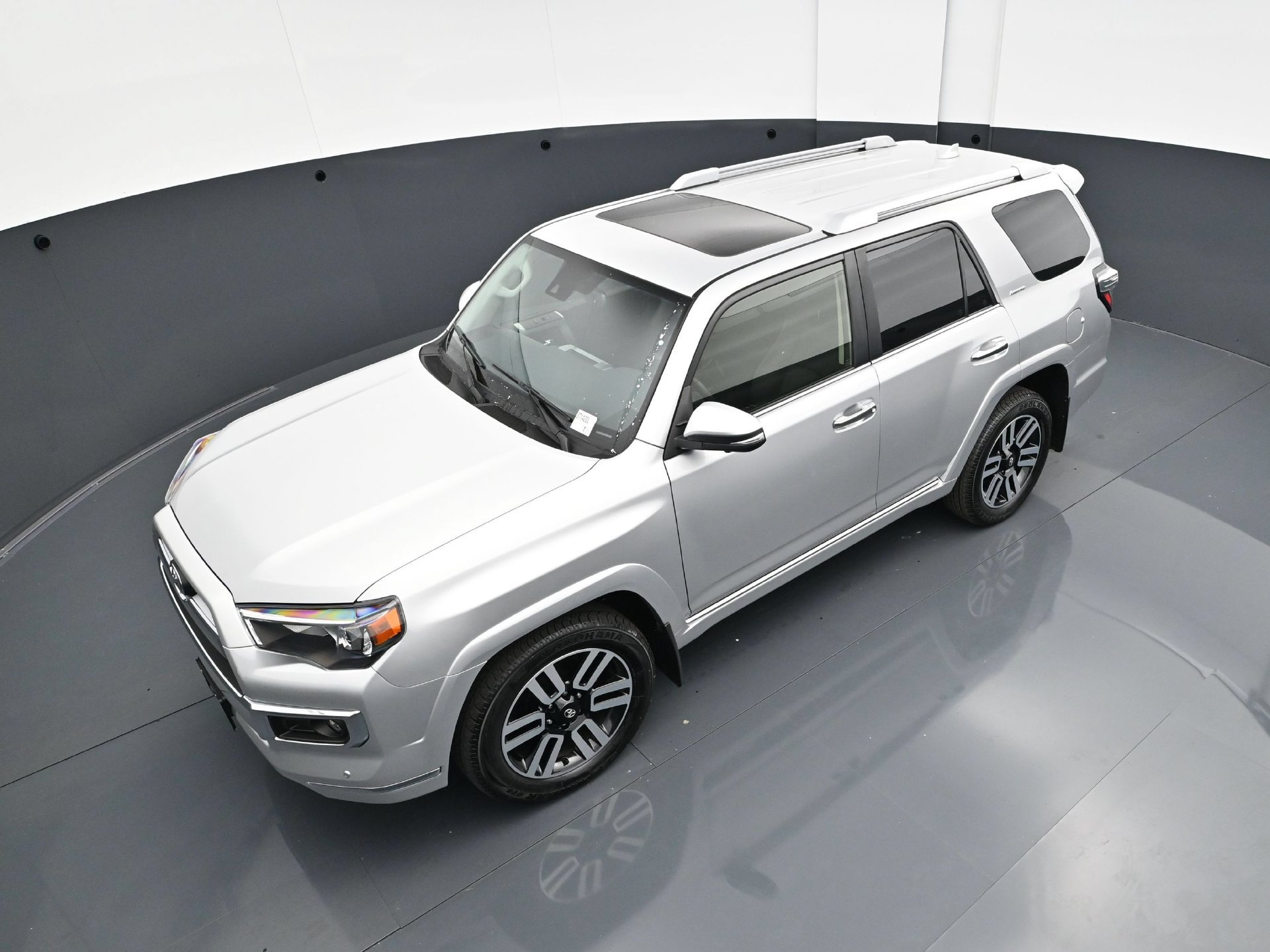 Used 2024 Toyota 4Runner Limited AWD/4WD image 37