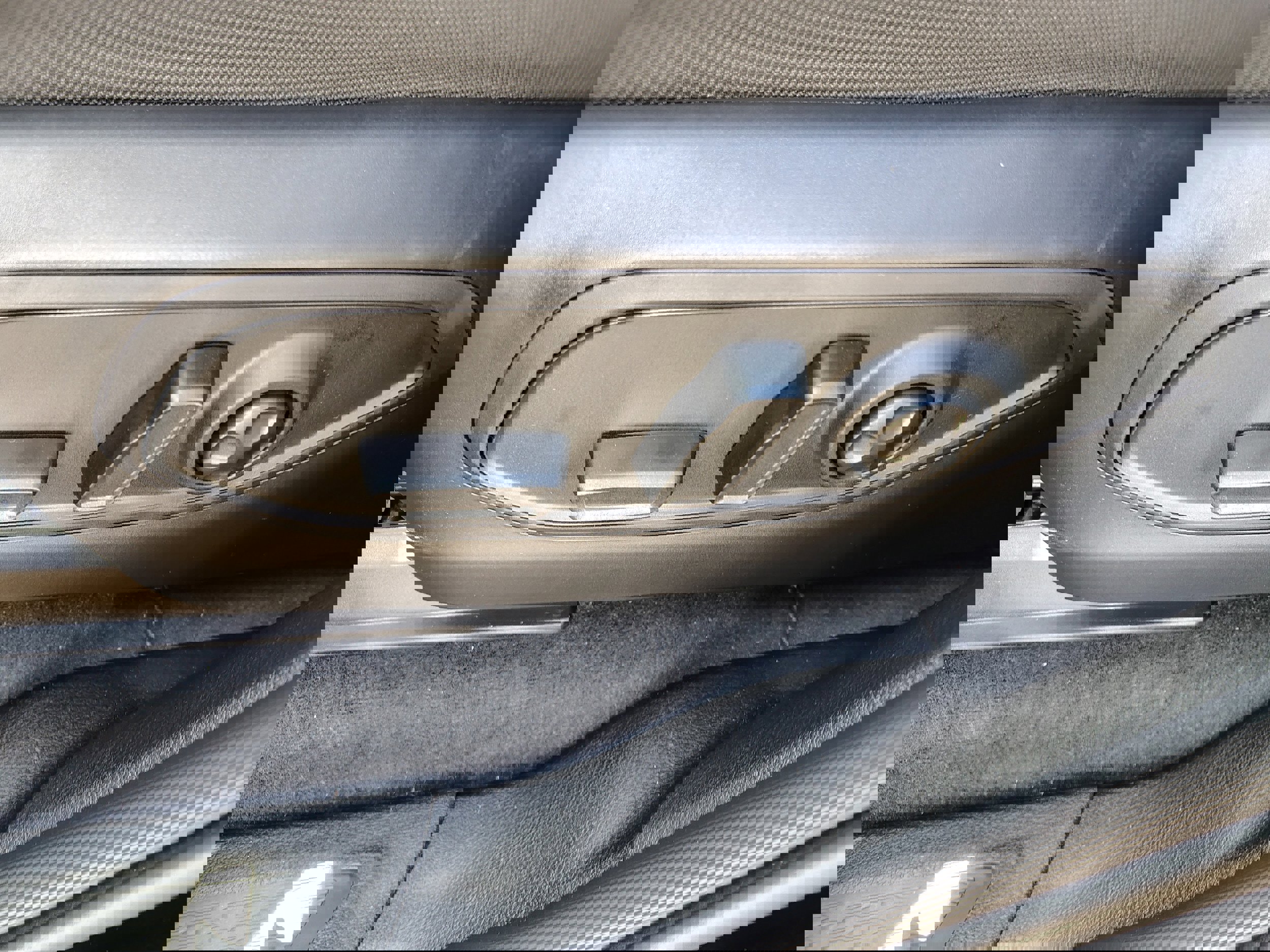 New 2025 Jeep Grand Cherokee Laredo X w/ Luxury Tech Group I image 18