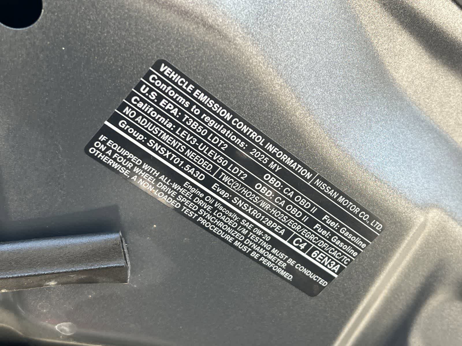 Used 2025 Nissan Rogue SV FWD image 30