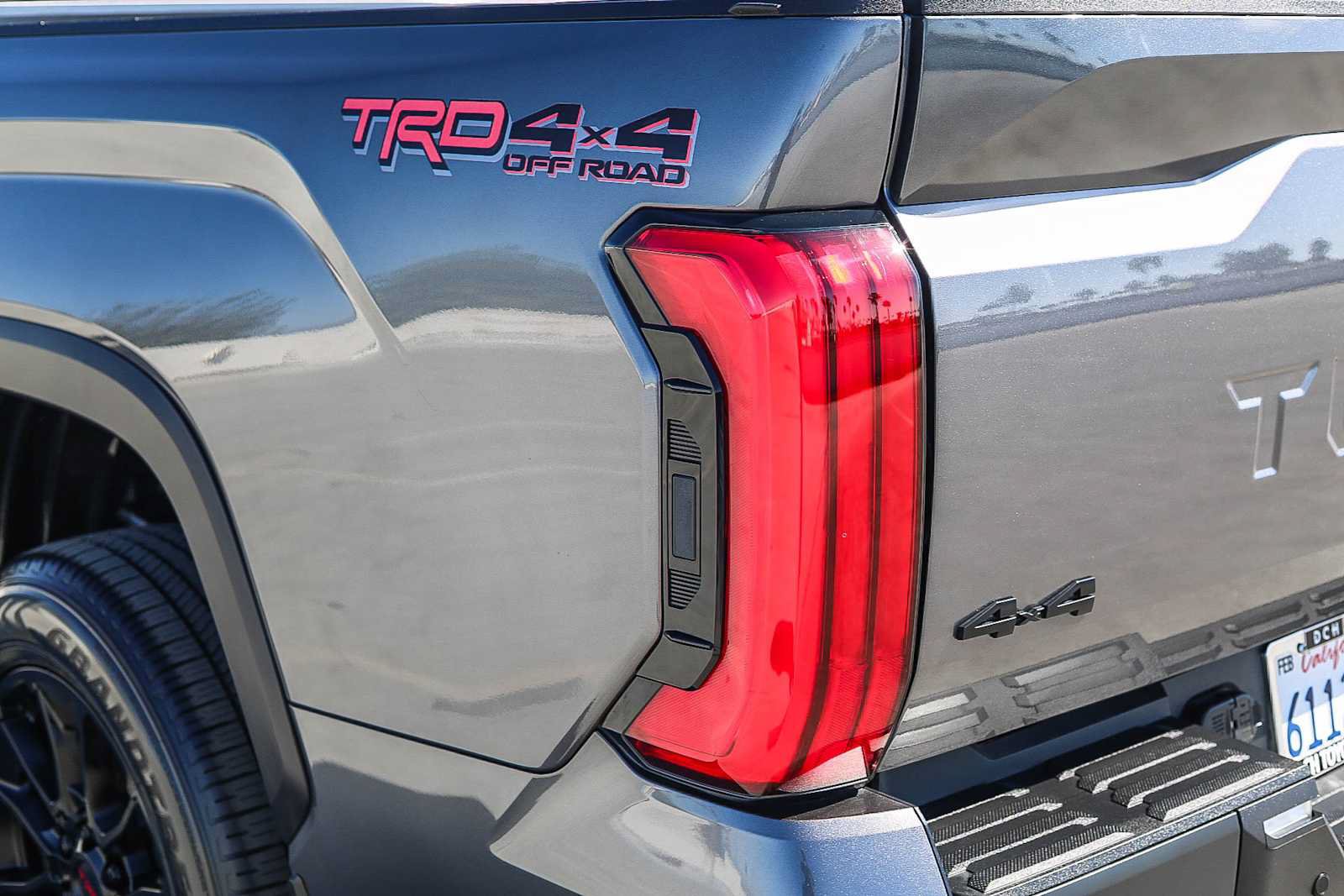 Used 2024 Toyota Tundra Limited w/ TRD Off-Road Package AWD/4WD image 9