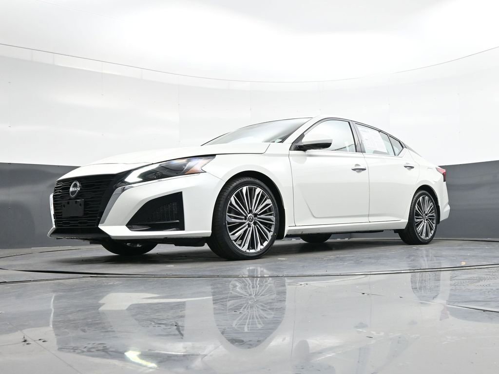 Used 2023 Nissan Altima 2.5 SL image 39
