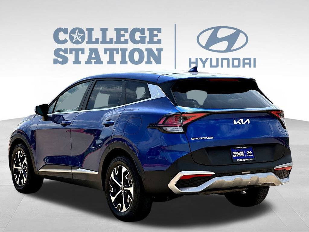 Used 2023 Kia Sportage EX image 8