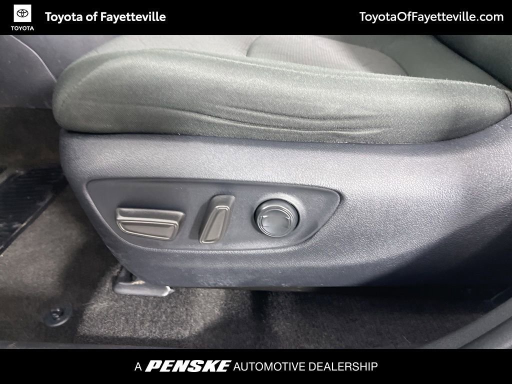 Used 2024 Toyota RAV4 XLE image 22