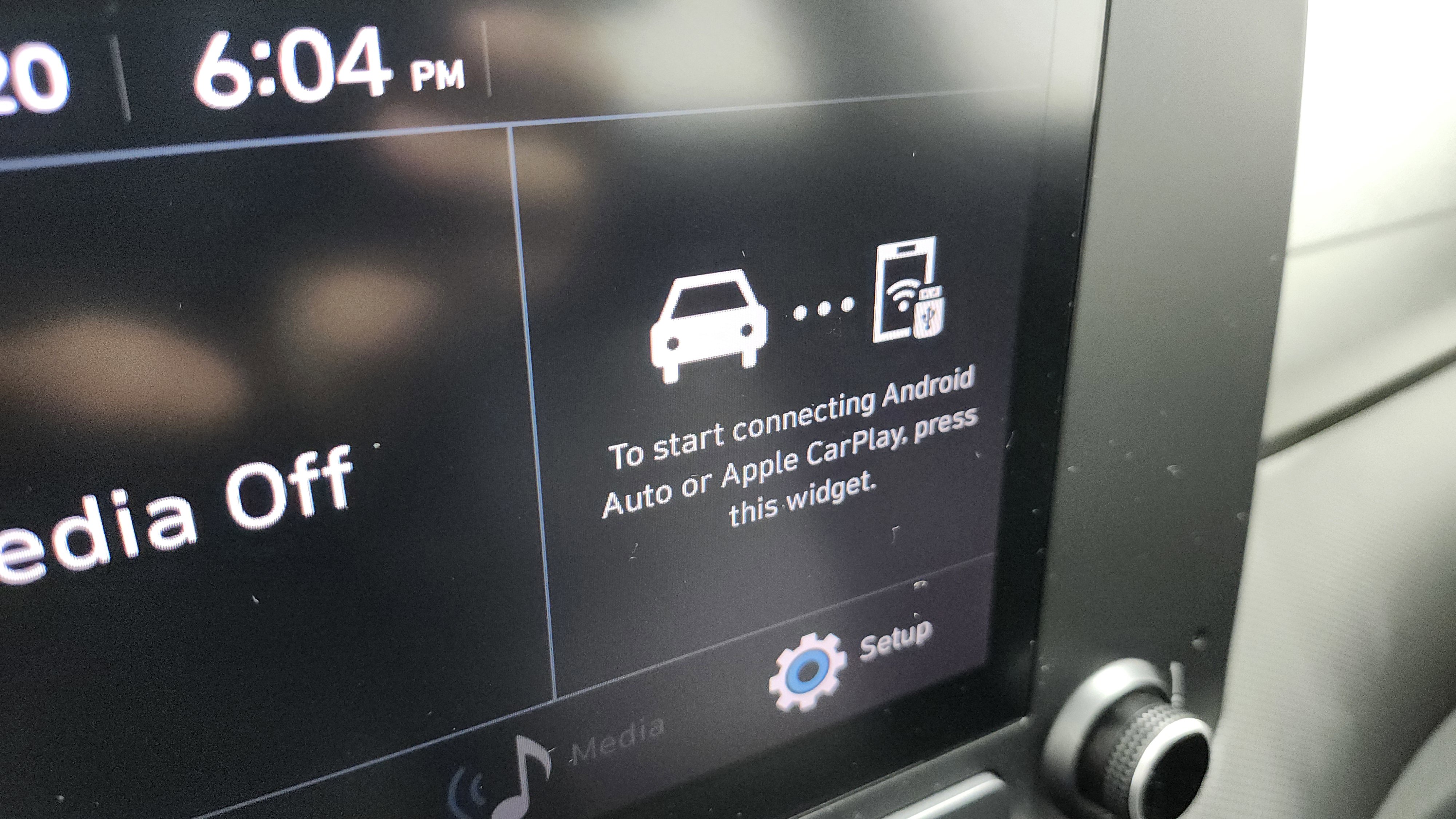 Used 2023 Hyundai Kona SE image 4