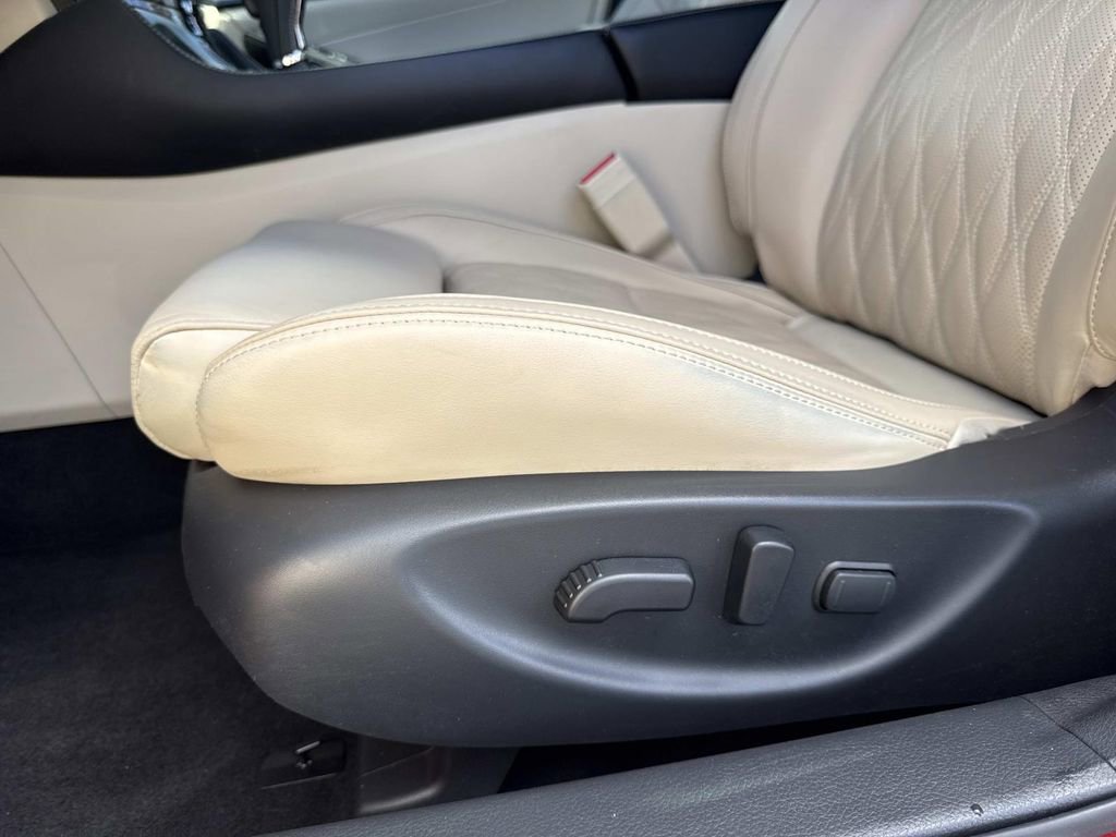 Used 2023 Nissan Maxima Platinum w/ Sport Mat Group image 18