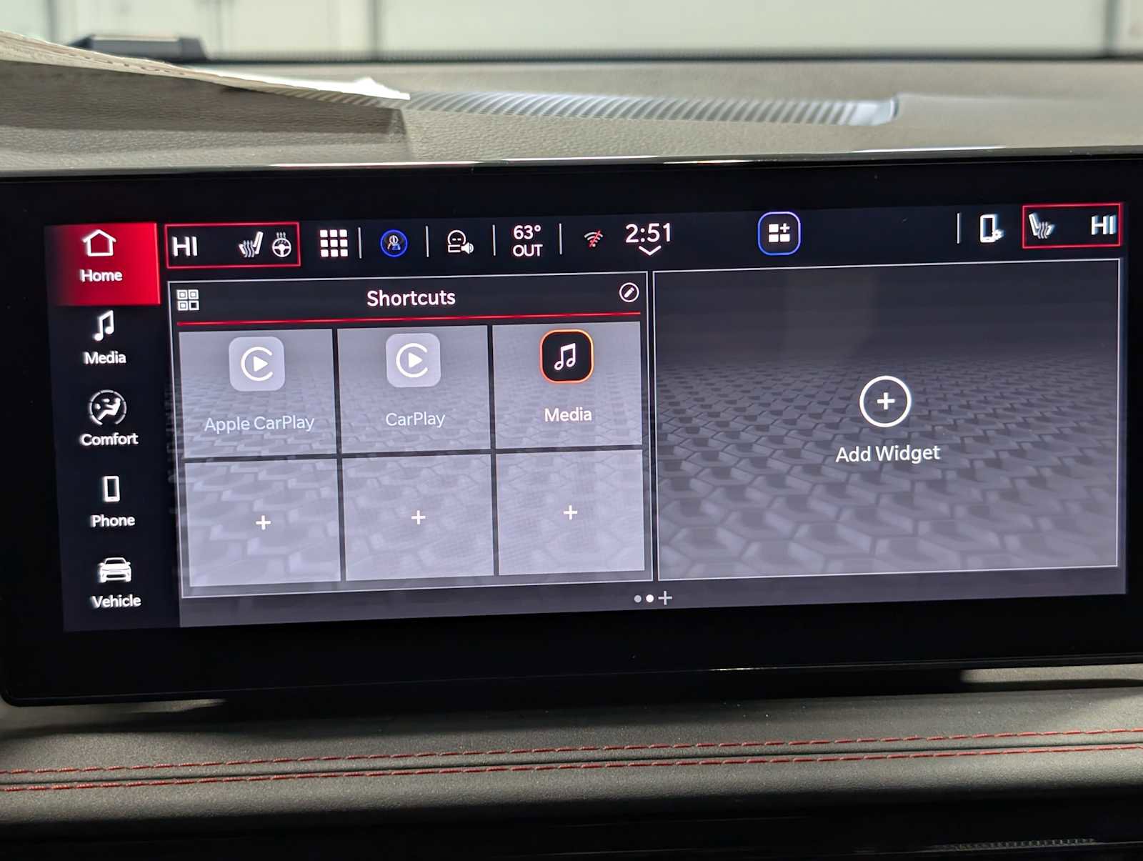 Used 2024 Dodge Hornet R/T w/ R/T Blacktop Package image 25