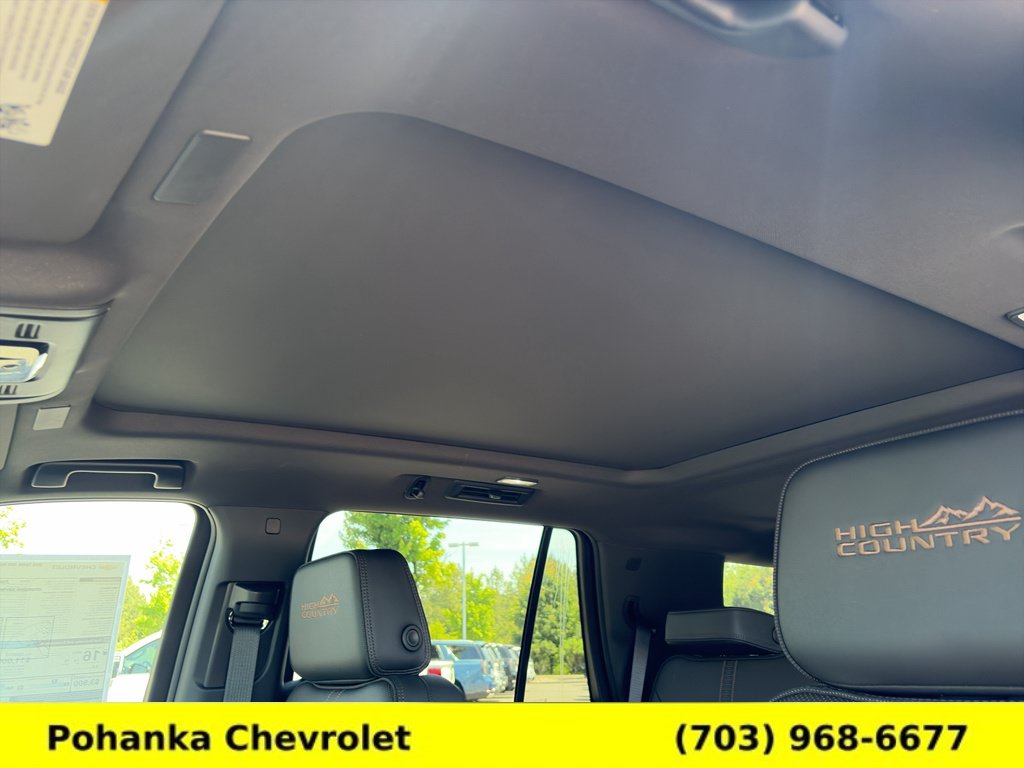New 2026 Chevrolet Tahoe High Country w/ Sun And Tow Package AWD/4WD image 17