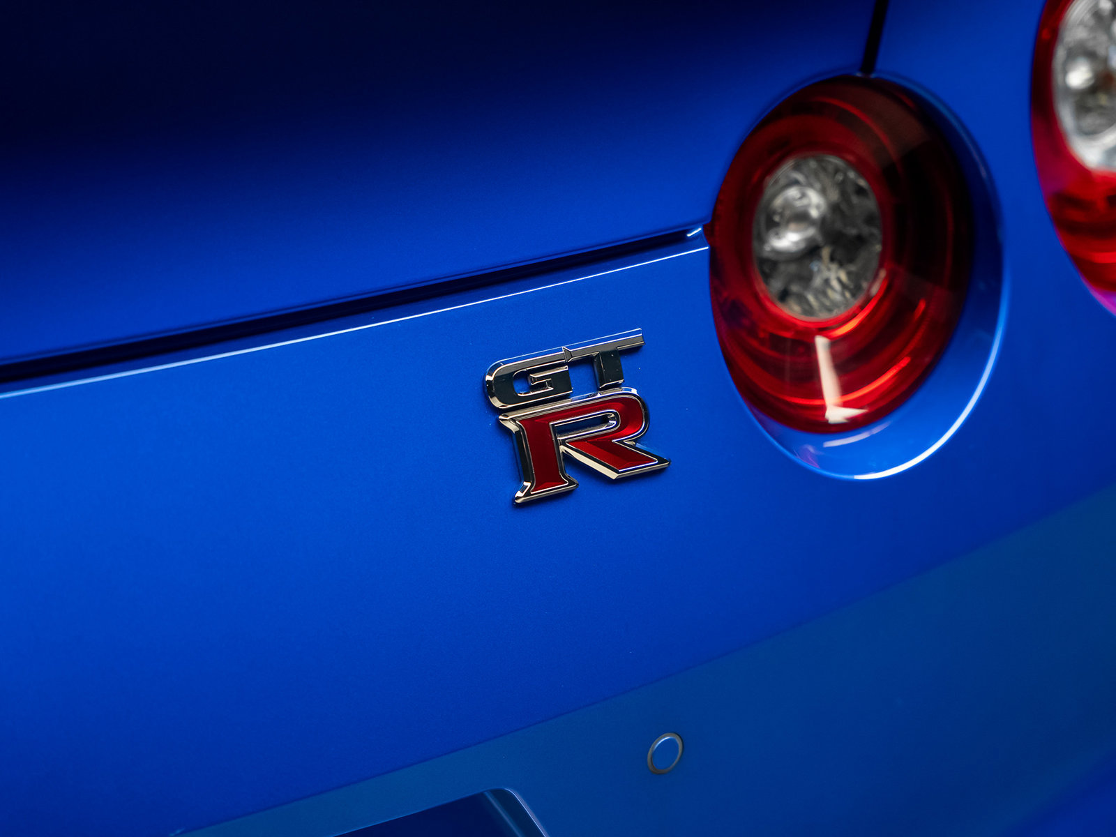 Used 2024 Nissan GT-R AWD/4WD image 15