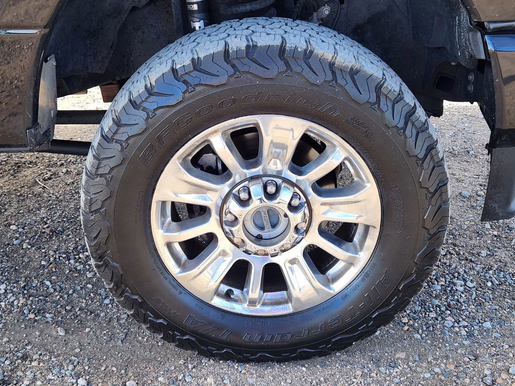 Used 2022 Ford F350 Limited image 15