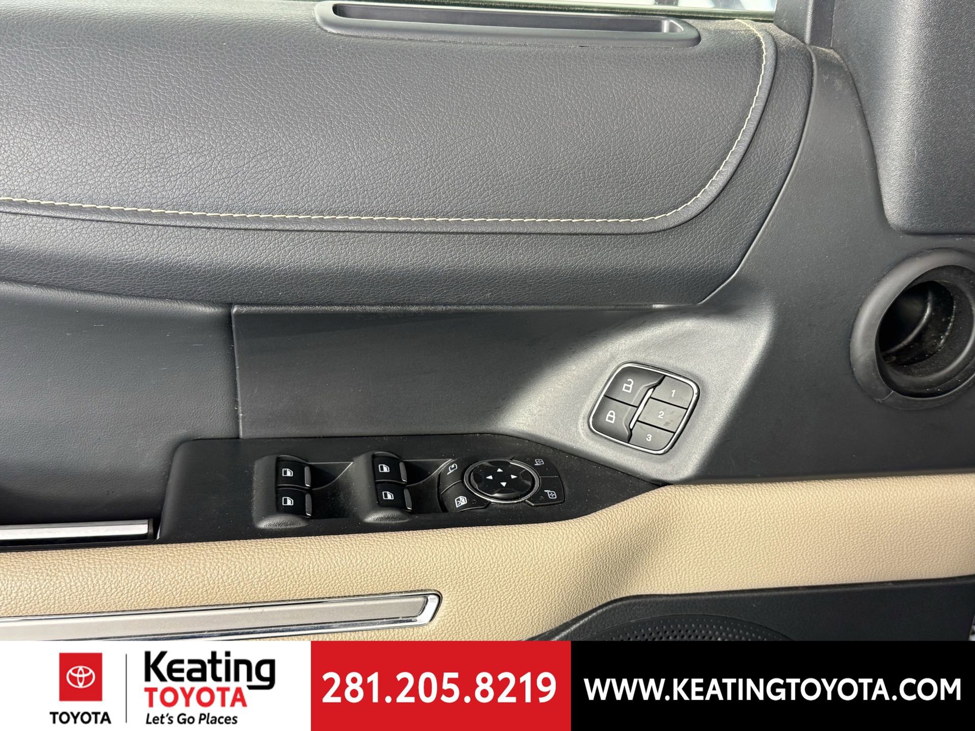 Used 2024 Ford Expedition Limited image 12