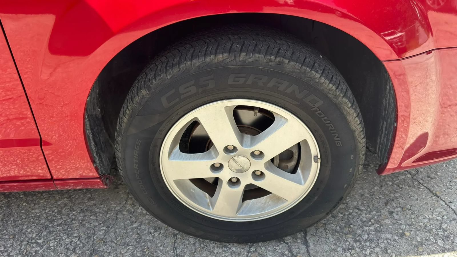 Used 2013 Dodge Grand Caravan SXT FWD image 25