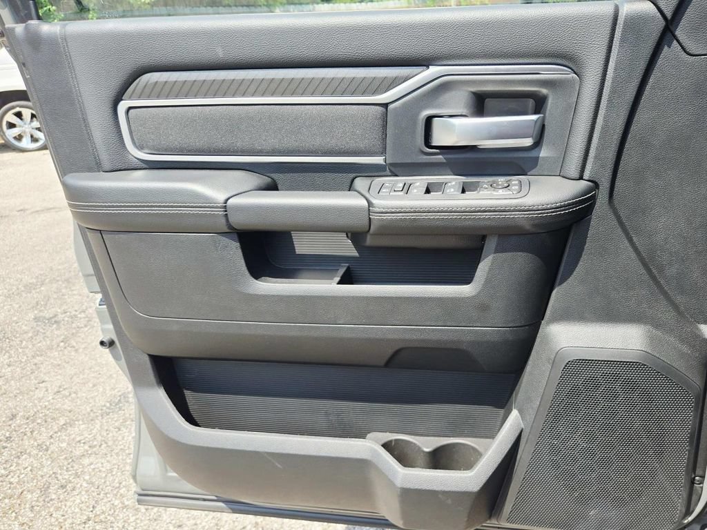 New 2026 RAM 2500 Big Horn AWD/4WD image 30