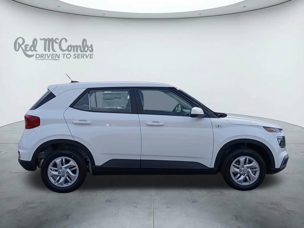 New 2026 Hyundai Venue SE FWD image 6