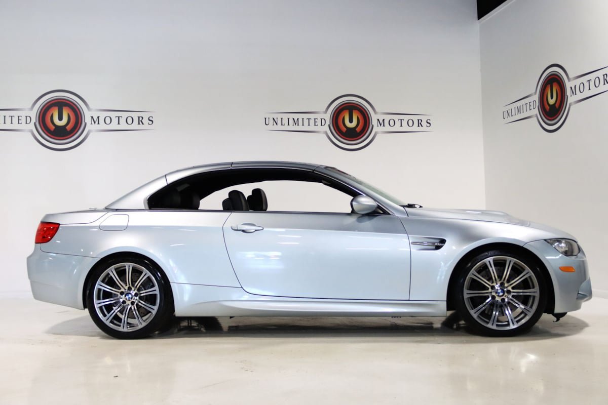 Used 2011 BMW M3 Convertible RWD image 39