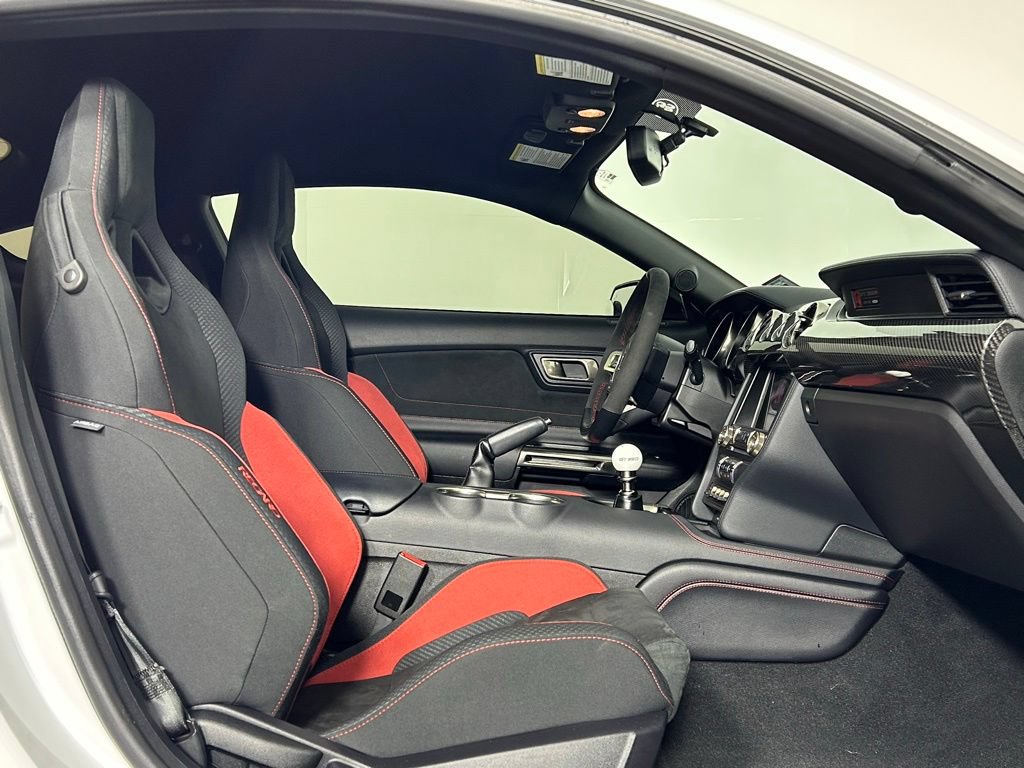 Used 2019 Ford Mustang Shelby GT350R w/ GT350R Equipment Group 920A RWD image 13