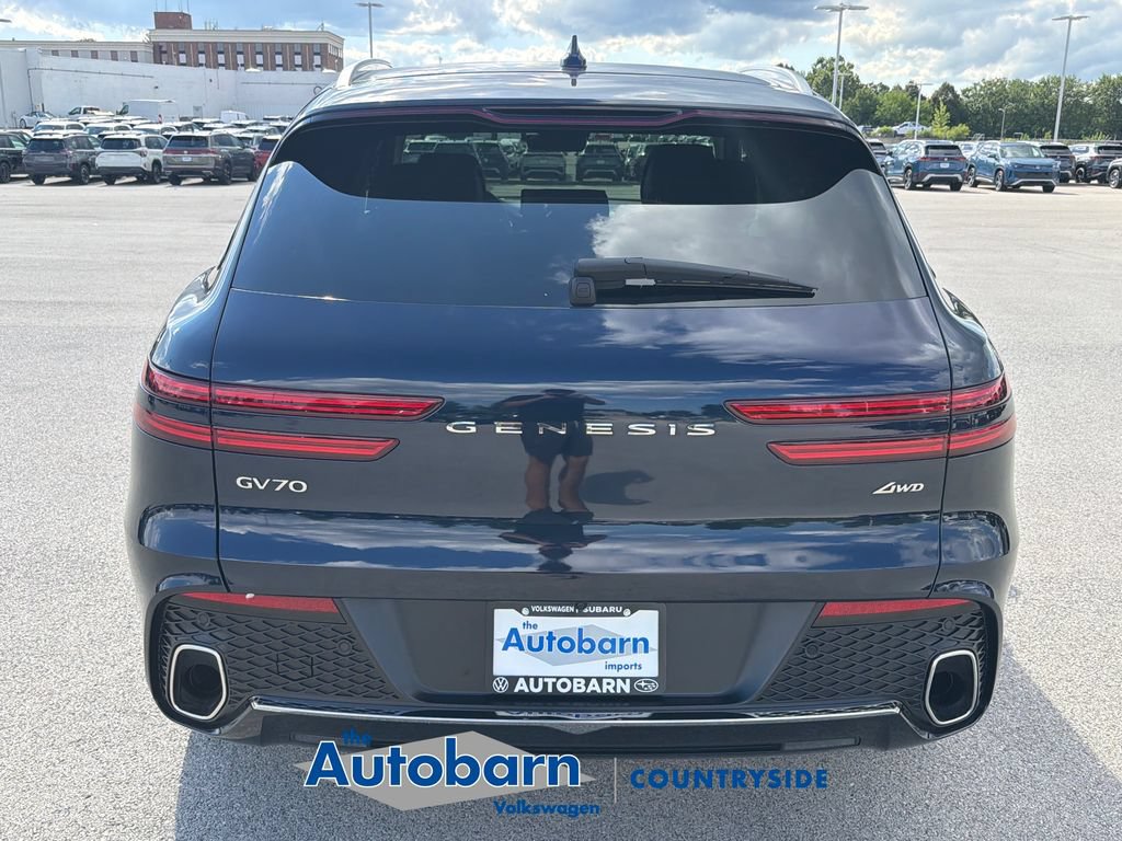 Used 2025 Genesis GV70 2.5T AWD/4WD image 5