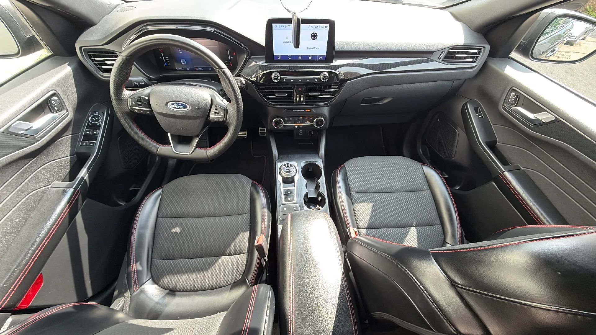 Used 2023 Ford Escape ST-Line FWD image 30