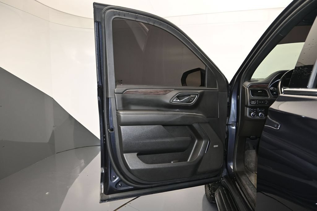 Used 2023 Chevrolet Tahoe LT AWD/4WD image 10