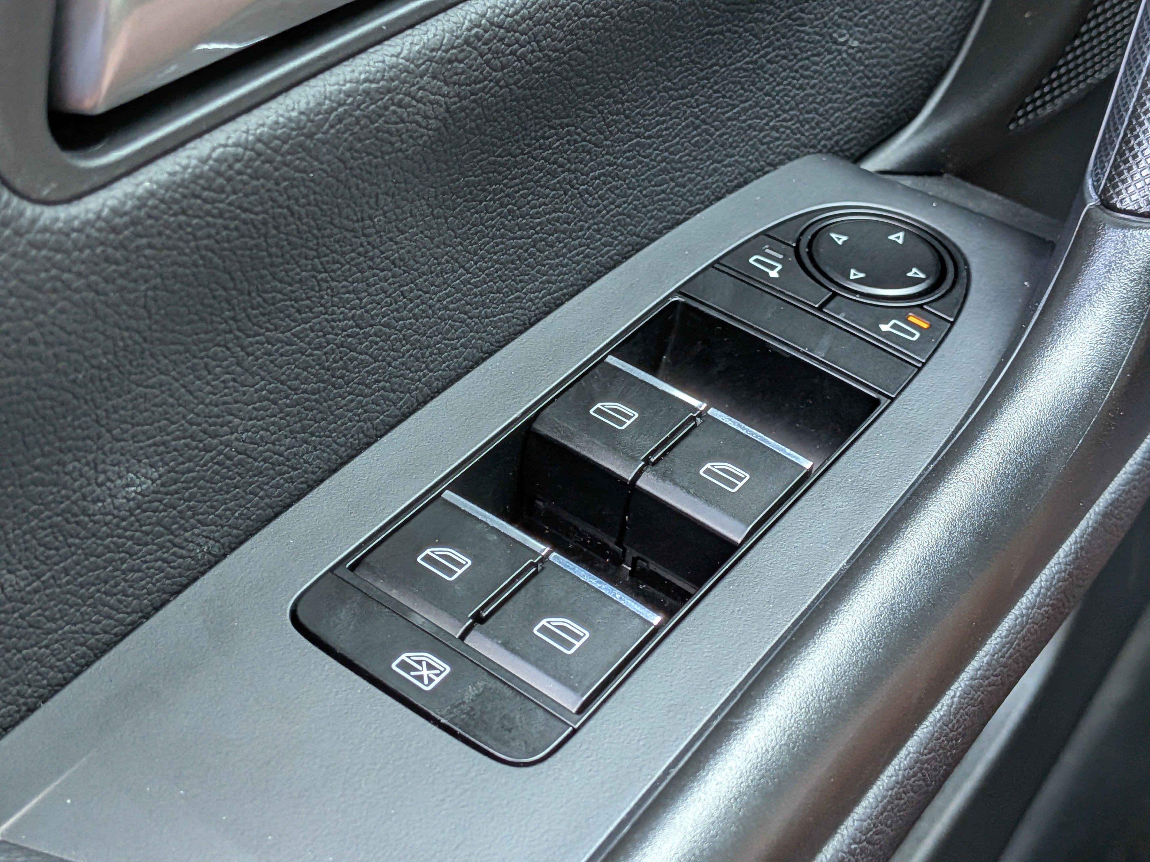 Certified 2023 MAZDA CX-50 2.5 S w/ Cargo Package image 23