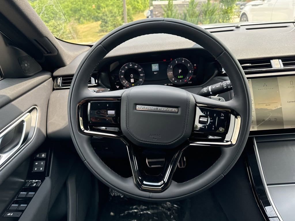 Used 2025 Land Rover Range Rover Velar Dynamic SE image 19