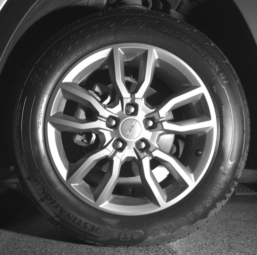Used 2024 GMC Terrain SLT AWD/4WD image 10