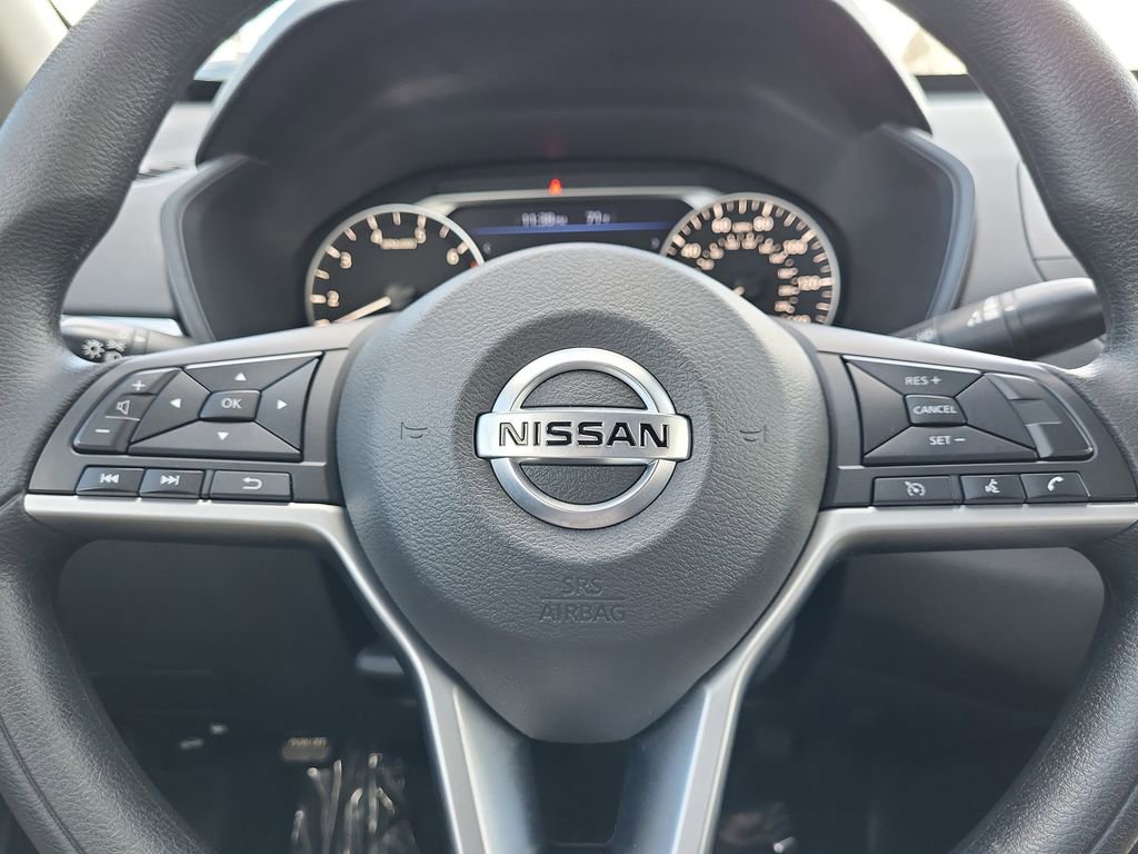 Used 2022 Nissan Altima 2.5 SV image 17