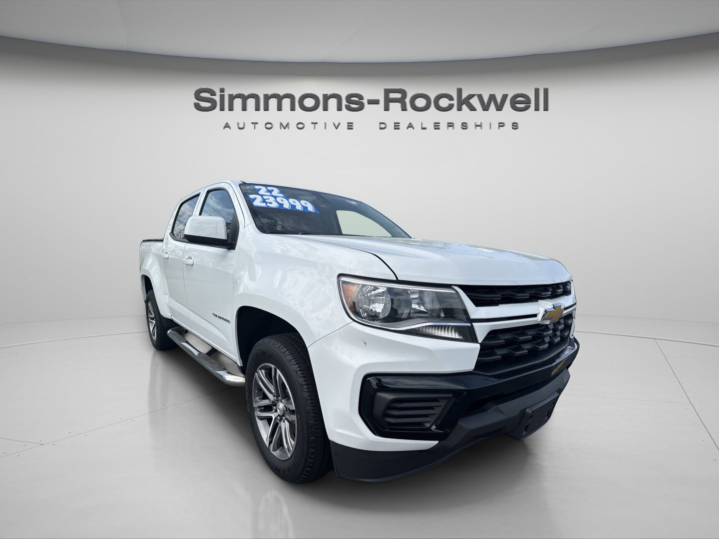 Used 2022 Chevrolet Colorado W/T w/ Custom Special Edition RWD image 5