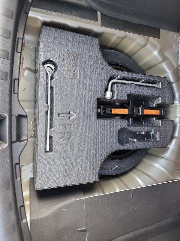 Certified 2022 Nissan Kicks SR w/ Premium Package image 26