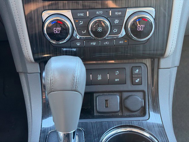 Used 2015 Chevrolet Traverse LT FWD image 5