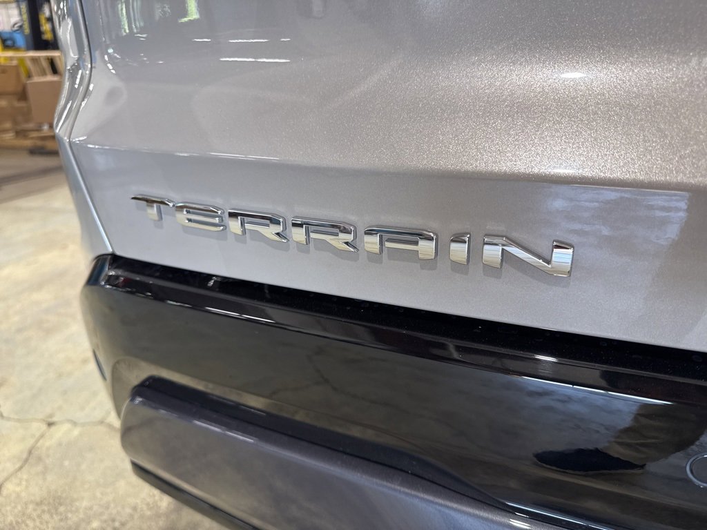 New 2026 GMC Terrain AT4 w/ Convenience Package III image 12