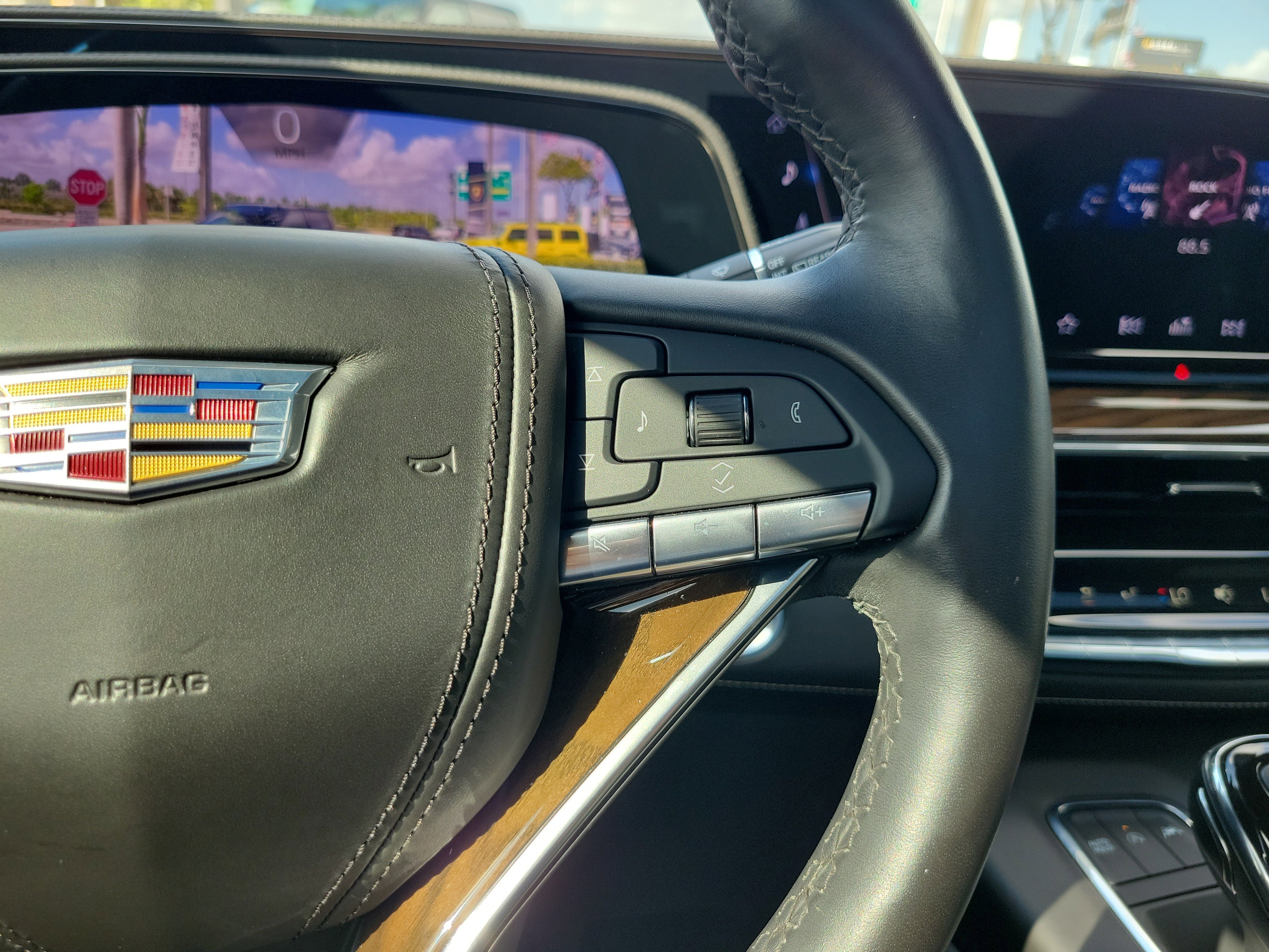 Used 2023 Cadillac Escalade ESV Sport Platinum image 24