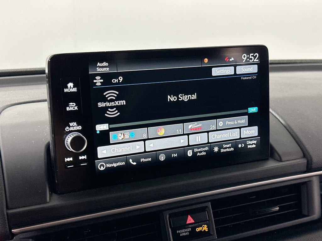 Used 2023 Honda Pilot Touring image 32