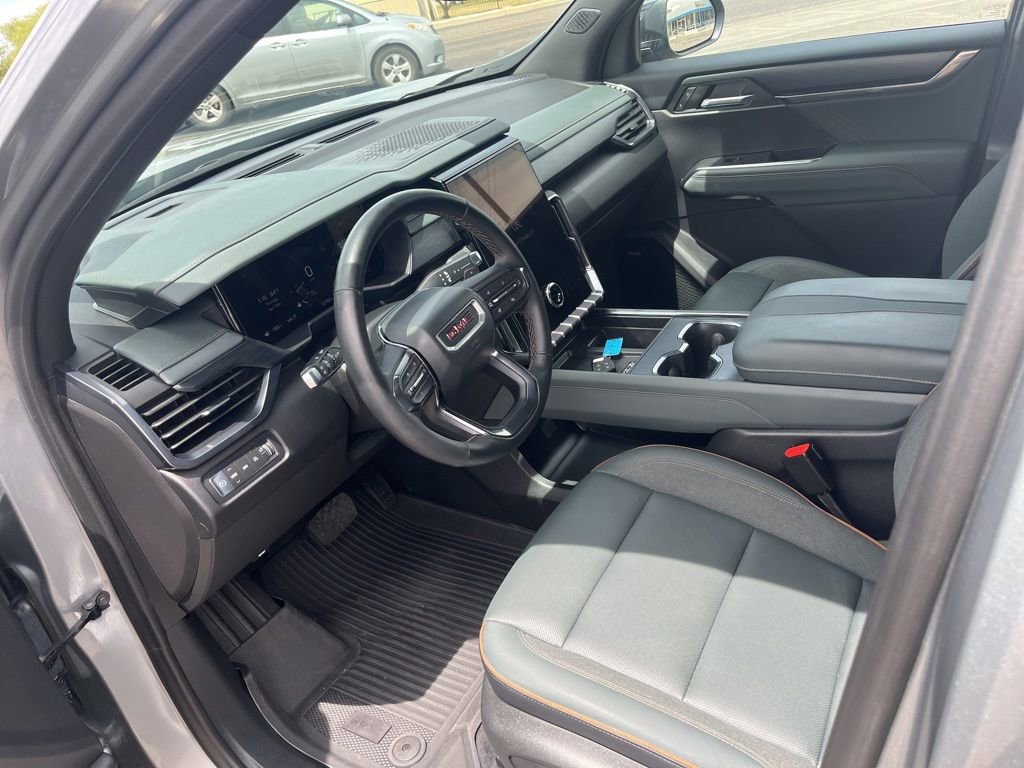 Used 2024 GMC Acadia AT4 AWD/4WD image 10