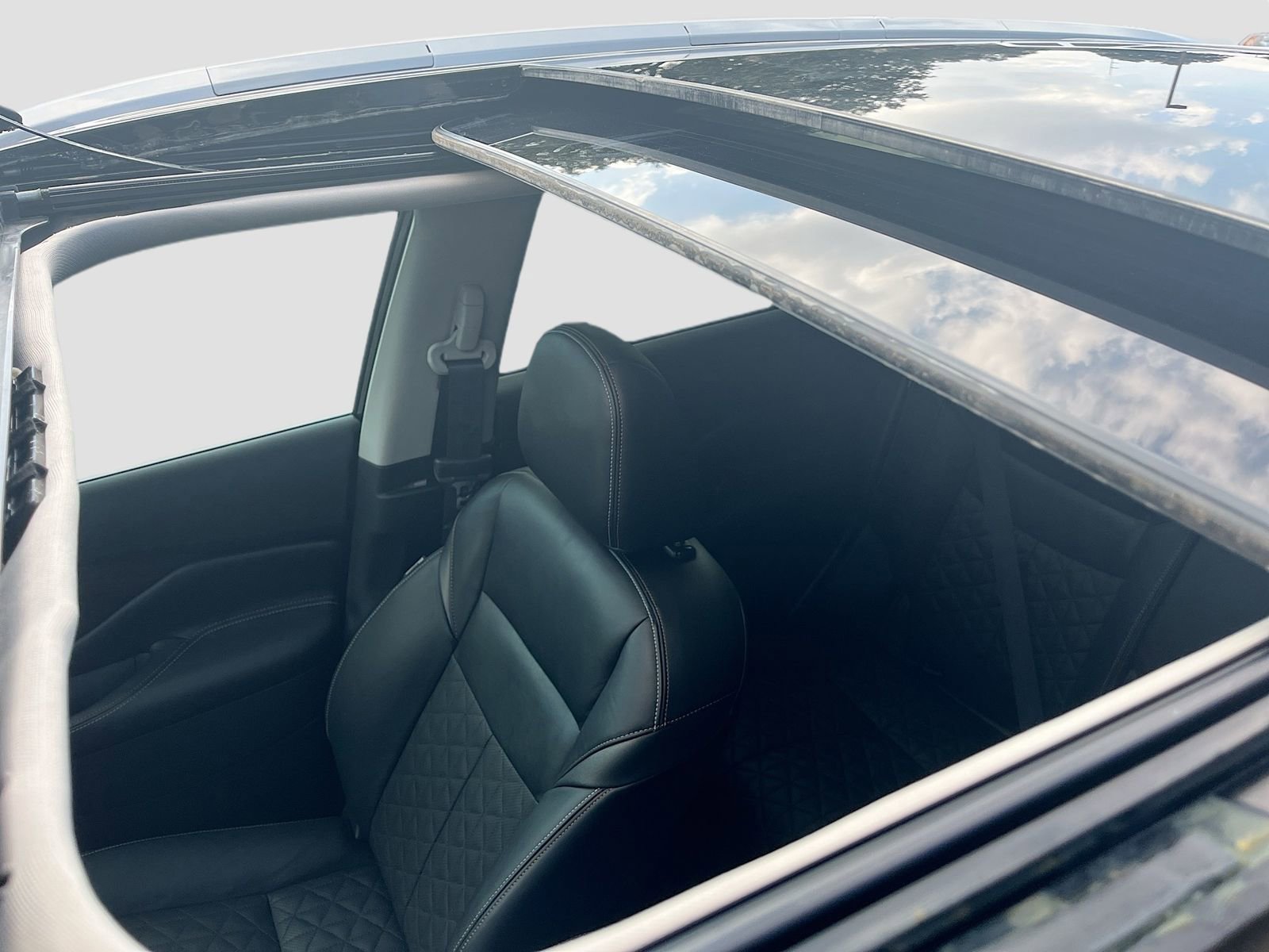 Used 2023 Nissan Murano Platinum w/ Cargo Package image 22