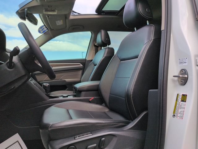 Used 2022 Volkswagen Atlas SEL AWD/4WD image 24