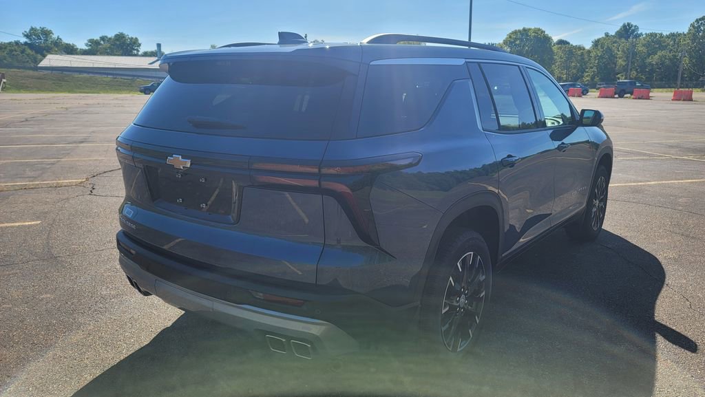 New 2026 Chevrolet Traverse LT w/ Sun and Wheel Package image 12