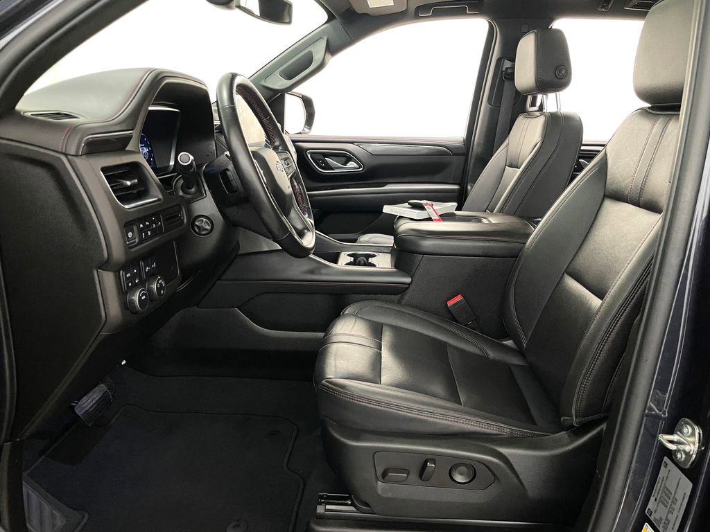 Used 2022 Chevrolet Tahoe RST w/ Luxury Package AWD/4WD image 9