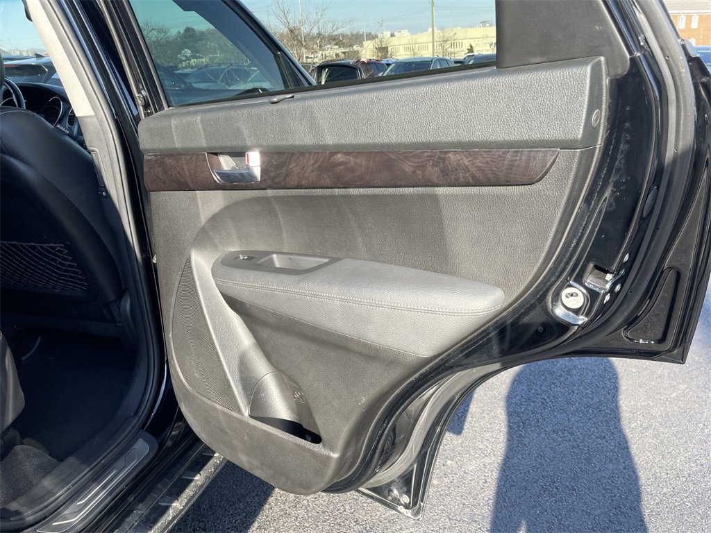 Used 2014 Kia Sorento SX w/ 3rd Row Package image 23