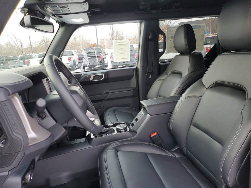 New 2025 Ford Bronco Outer Banks AWD/4WD image 7