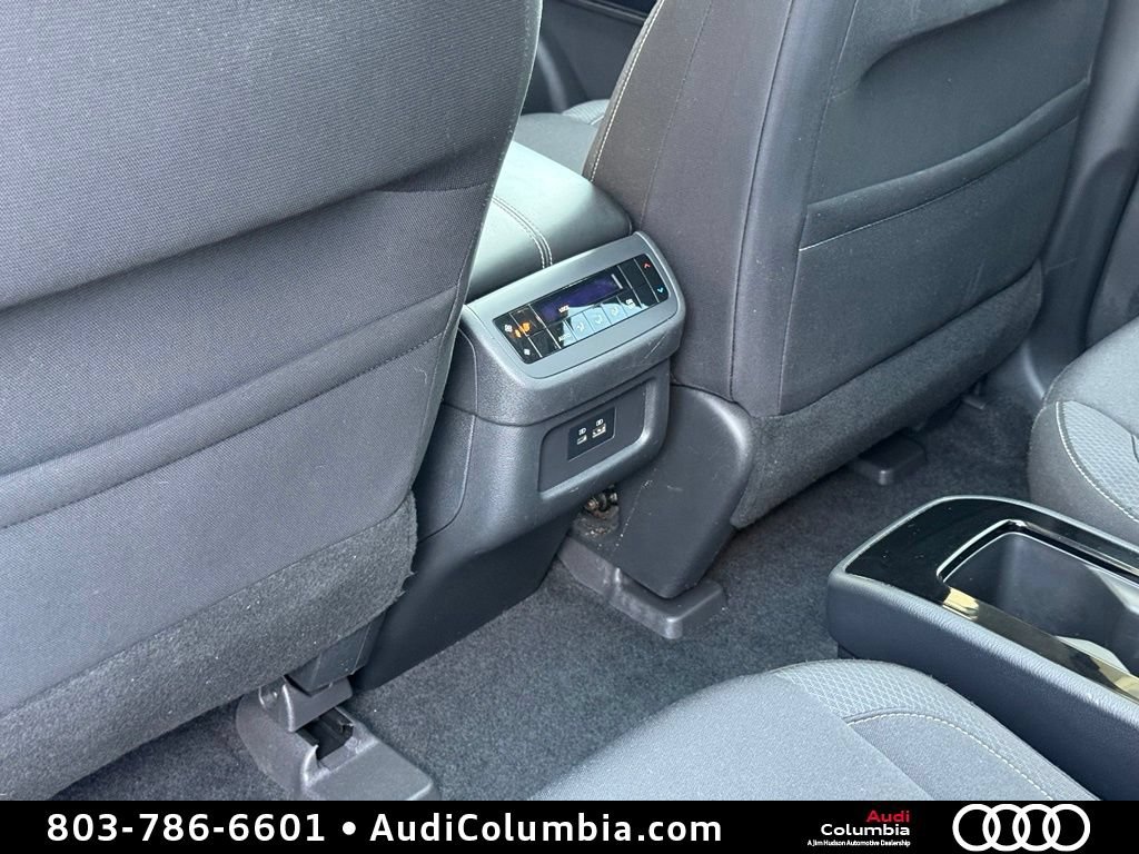 Used 2022 Nissan Pathfinder SV w/ SV Premium Package AWD/4WD image 27