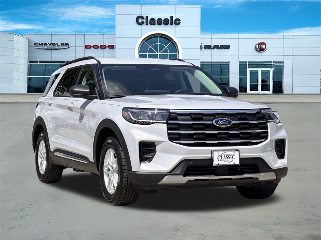 Used 2025 Ford Explorer Active