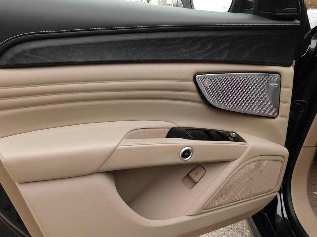 Used 2023 Maserati Grecale GT image 14