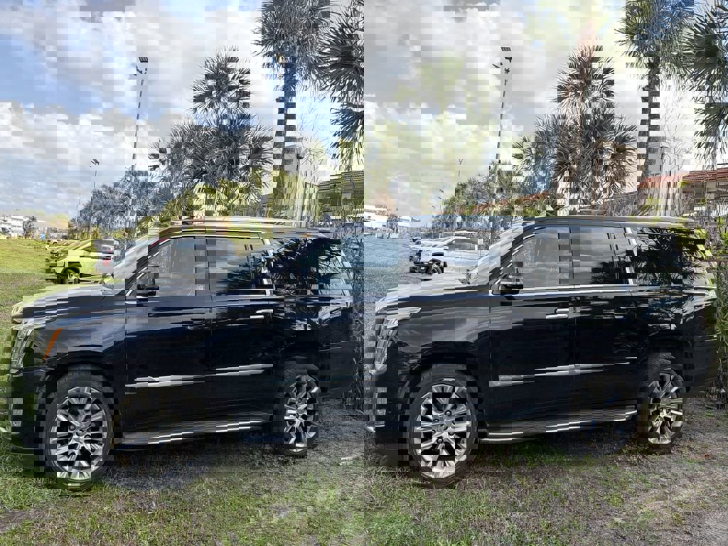 Used 2019 Cadillac Escalade ESV Luxury image 4