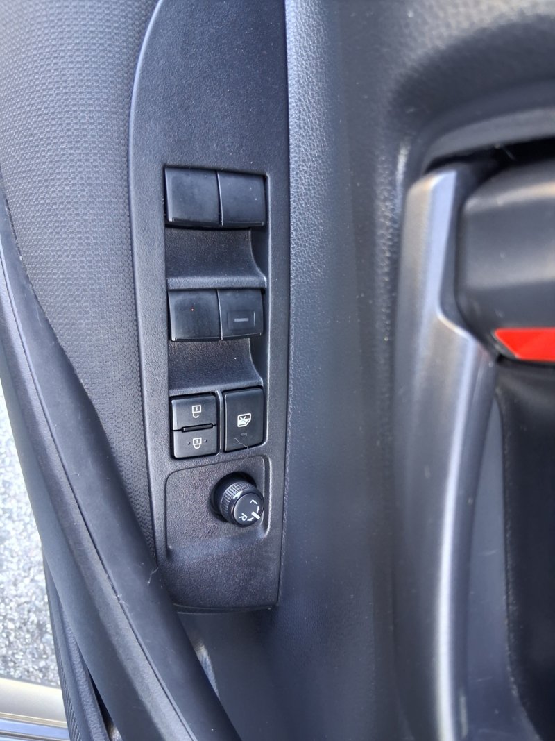 Used 2023 Toyota Corolla LE FWD image 8